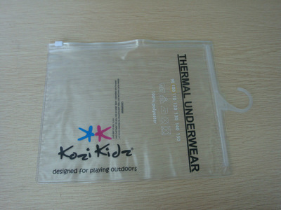 揭秘PVC资料袋 价格、厂家与塑料袋的选择——以泉州市绿风包装印刷为例